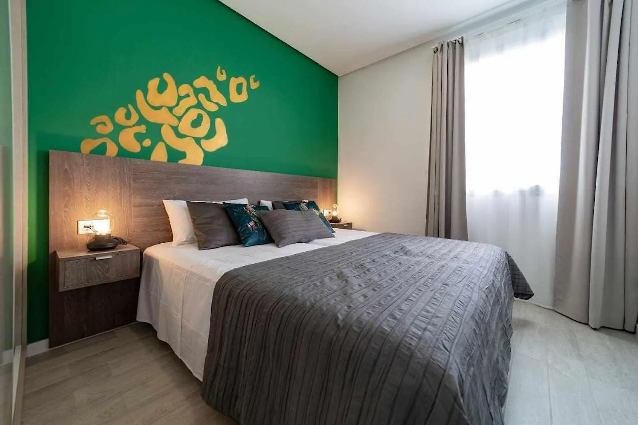 Ocean Garden Suite 10 con jardín privado Costa Adeje  España